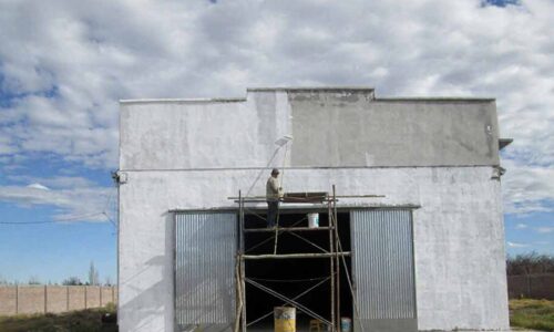 Galpón de 220 m² con portones de chapa, establecimiento industrial en venta calle 9 General Alvear