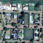 Vista aérea del lote de 755 m² en Barrio Solar del Pehuenche, General Alvear, Mendoza — frente 22,36 m, fondo 34,60 m