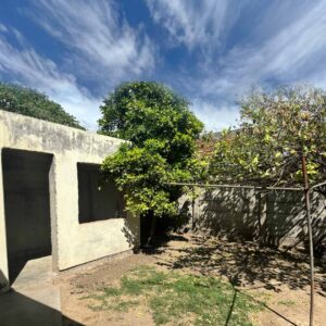 Patio interno y construcción auxiliar - casa en alquiler Barrio Alimentación Mendoza
